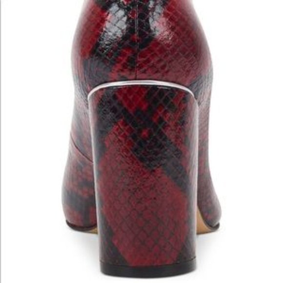 Marc Fisher Women's Viviene Pump Red Snakeskin print Size 9.5 - Picture 3 of 9